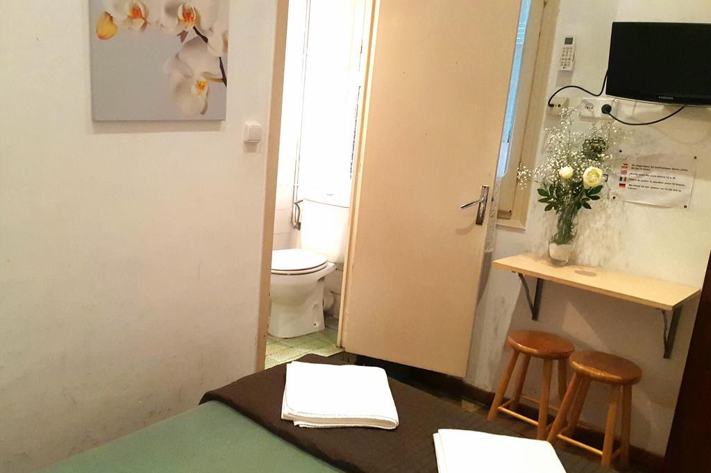 Hostal Lima Barcelona Ngoại thất bức ảnh